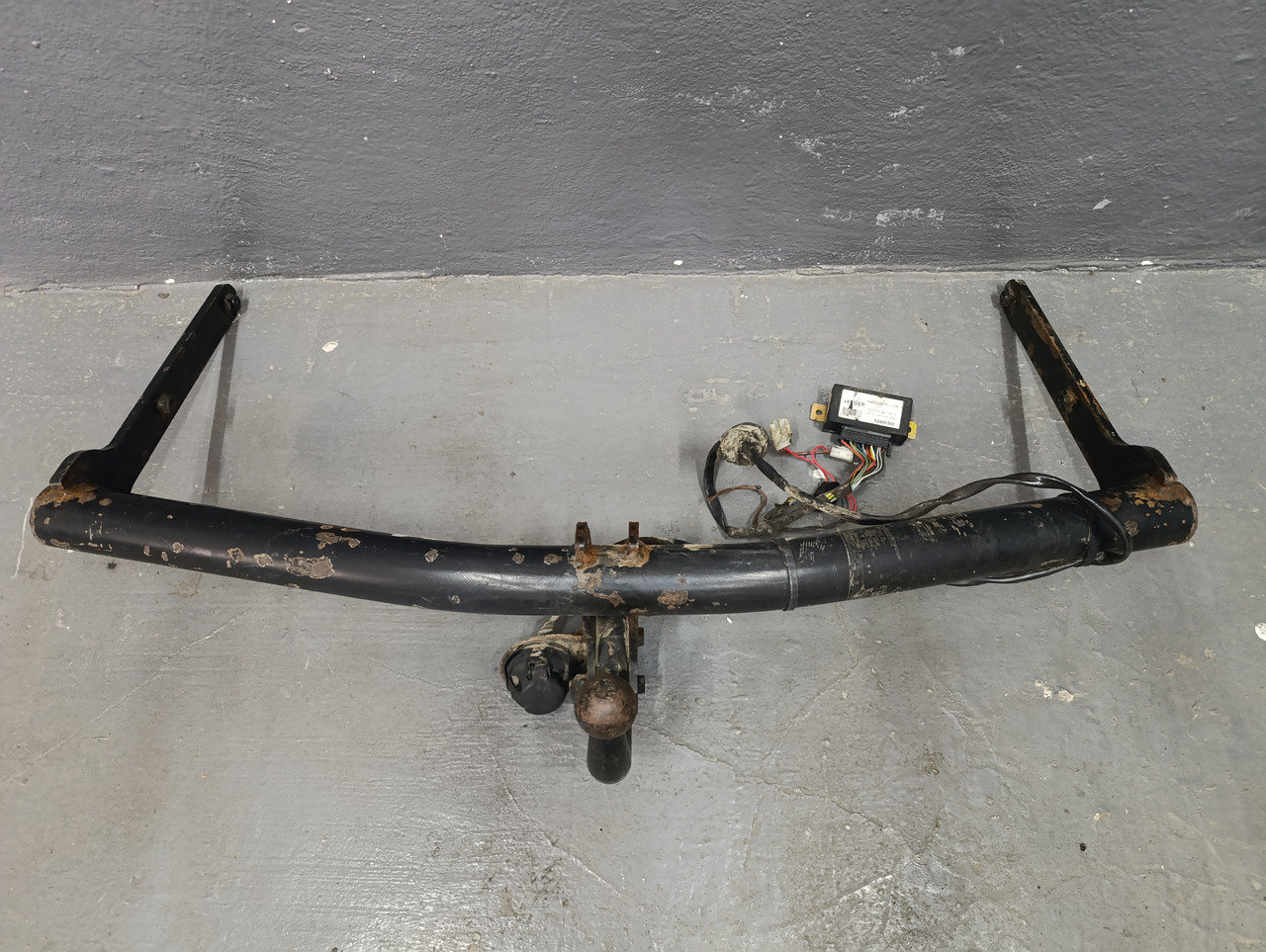 Volkswagen Touran 2003-2010 Форкоп ( комплект)