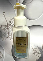 Пінисте мило для рук Bath and Body Works Ванільний романс