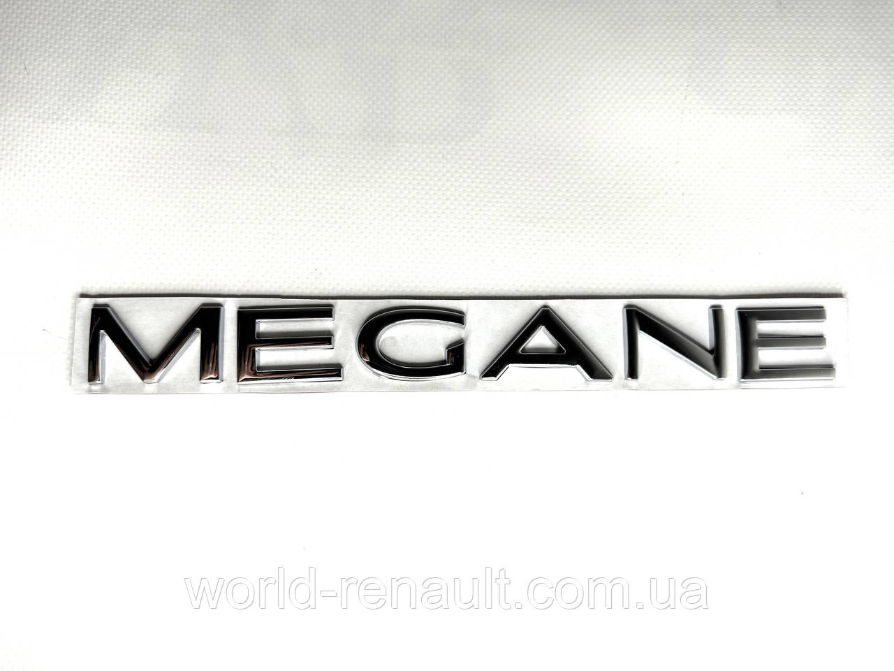 Напис Megane на кузов автомобіля металевий хромований