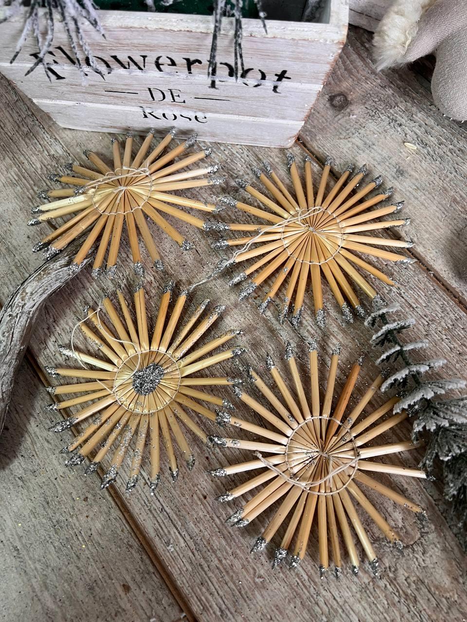 Набір подарунковий з солом"яних виробів, новорічний д 11 см, 4  фігурки, фото 1