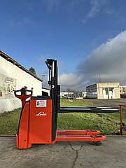 Штабелер рокла навантажувач електричний 858 Linde L20AP  2т 4,55см