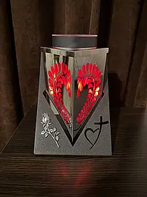 Лампадка сонячна батарея на підставці срібна (Серце) 23см