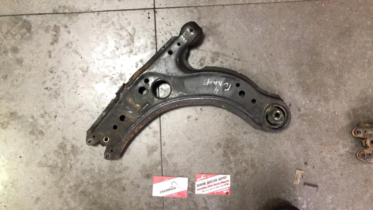 Вітаю зацікавлених на авто розборці Чемпіон !!!<br />
 Предметом оголошення є&nbsp;Ричаг Передній Golf IV&nbsp;<br />
 Фактичний стан на фото. Гарантія 14 днів на встановлення та перевірку<br />
 Висилаємо по всій Україні по передоплаті на транспортні витрати!<br />
 Наявність та асортимент на складі постійно змінюються.<br />
 Точні деталі уточняйте по телефону +380973363743 — фото 4