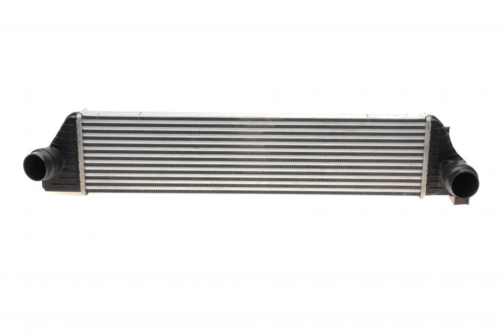 Радіатор інтеркулера Renault Master 2.3dCi 10- VALEO 818561 UA61, фото 1