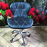 Стілець крісло для майстра манікюру і педикюру зі спинкою чорний, прогумовані колеса., фото 2