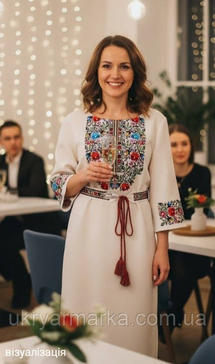 Пудрова сукня з вишитими квітами хрестиком ділового стиля "Спів душі", фото 1