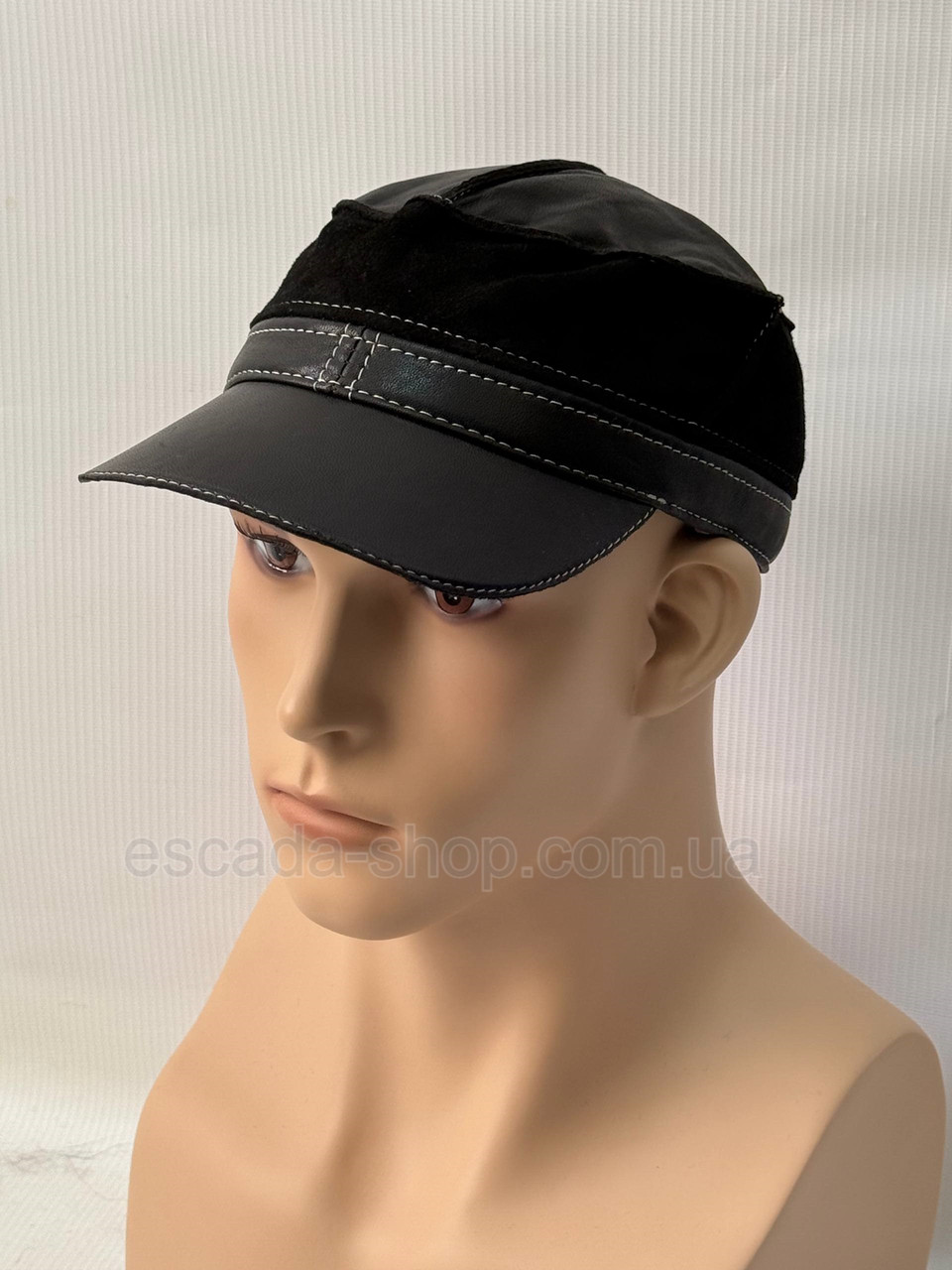 Чоловіча шкіряна шапка "Німка" з вставками із замші Чорна, фото 1