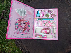 Дитяча декоративна Косметика IG3172 29кольорів, помада 3шт, лак 2шт,пилка, прикраси, 16,5-22-2,5см