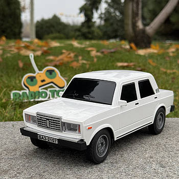 Машинка на радіокеруванні Жигулі біла | ВАЗ на пульті керування | Лада на радіокеруванні