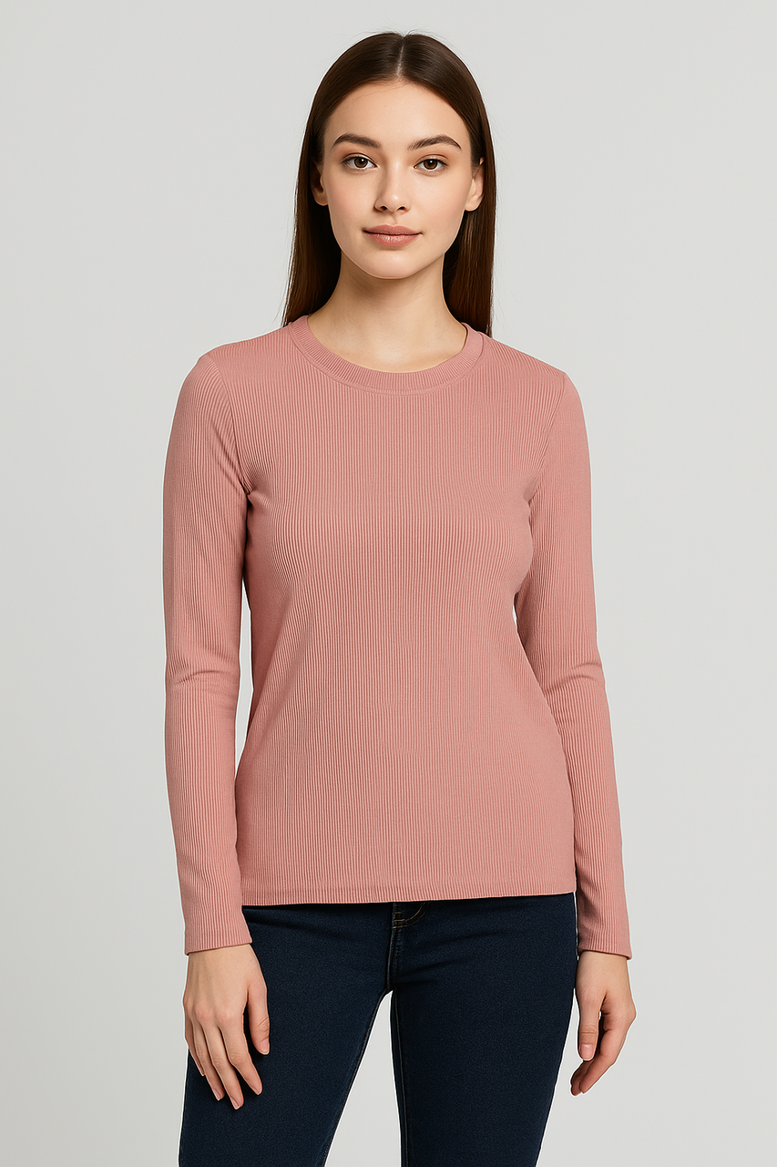 Універсальна жіноча прилегла кофта.