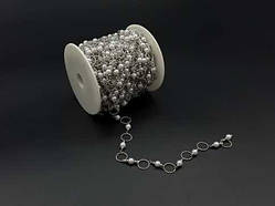 Стрічка з намистин. Колір білий. / Стрічка з намистин. Колір білий.