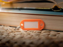 Бирка для ключів. Колір оранжевий. 50мм