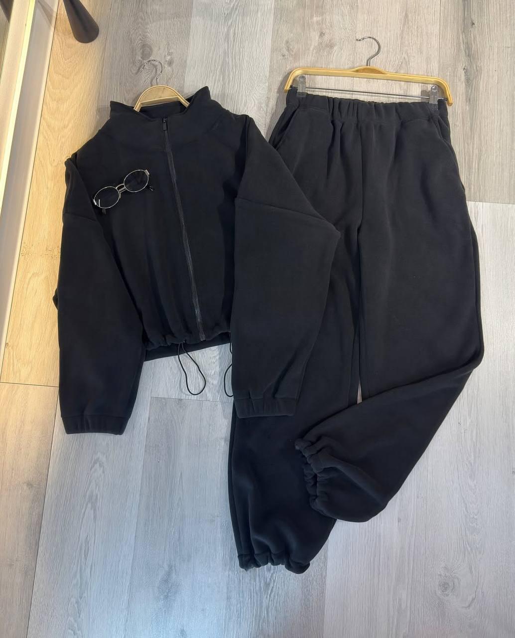 Костюм : кофта на затяжках знизу + джоггери чорного кольору, фото 1