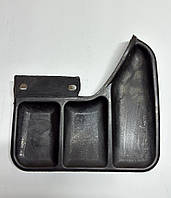 Бризговик задній 2123 правий OEM (оригінал)