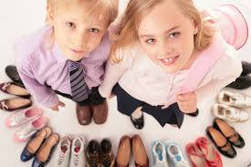Дитяче та підліткове взуття для дівчинки