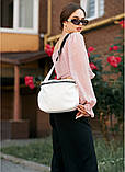 Містка жіноча сумка з довгим ремінцем через плече, матова еко-шкіра, фото 3