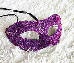 Карнавальна вечірня маска фіолетова, жіноча гламурна маска