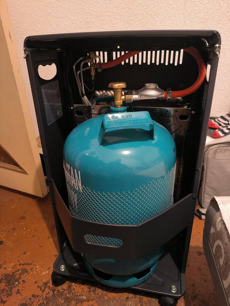 КОМПЛЕКТ ДЛЯ ОБІГРІВУ: Газовий обігрівач 4200W для площі до 70 м² з газовим балоном 27 л -РЕДУКТОР і ШЛАНГ в ПОДАРУНОК - фото покупців 3