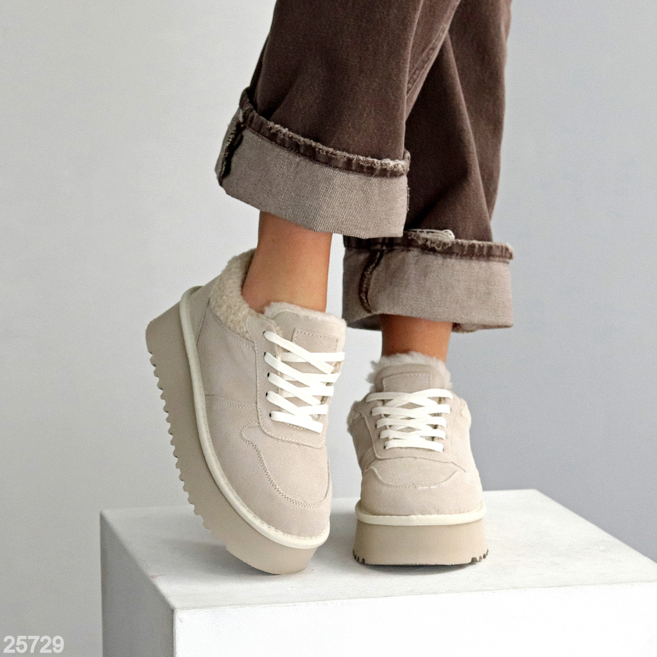 Світлі бежеві кросівки уггі натуральна замша + хутро Тедді, фото 1