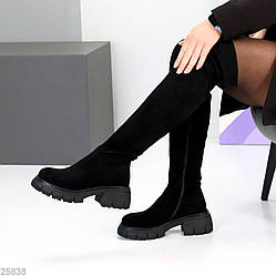 Молодіжні чорні ботфорти замшеві стрейч єврозима на тракторній підошві