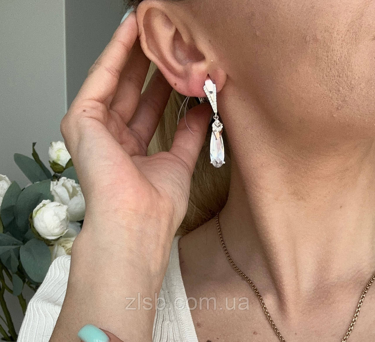 Сережки-крапельки зі срібла з підвісками з каменів Сабріна, фото 1