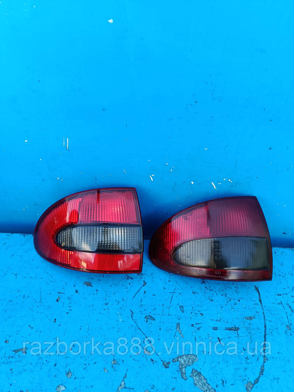 Ліхтар задній ГАЗ Волга 3110 31105 правий в крило бу, фото 1