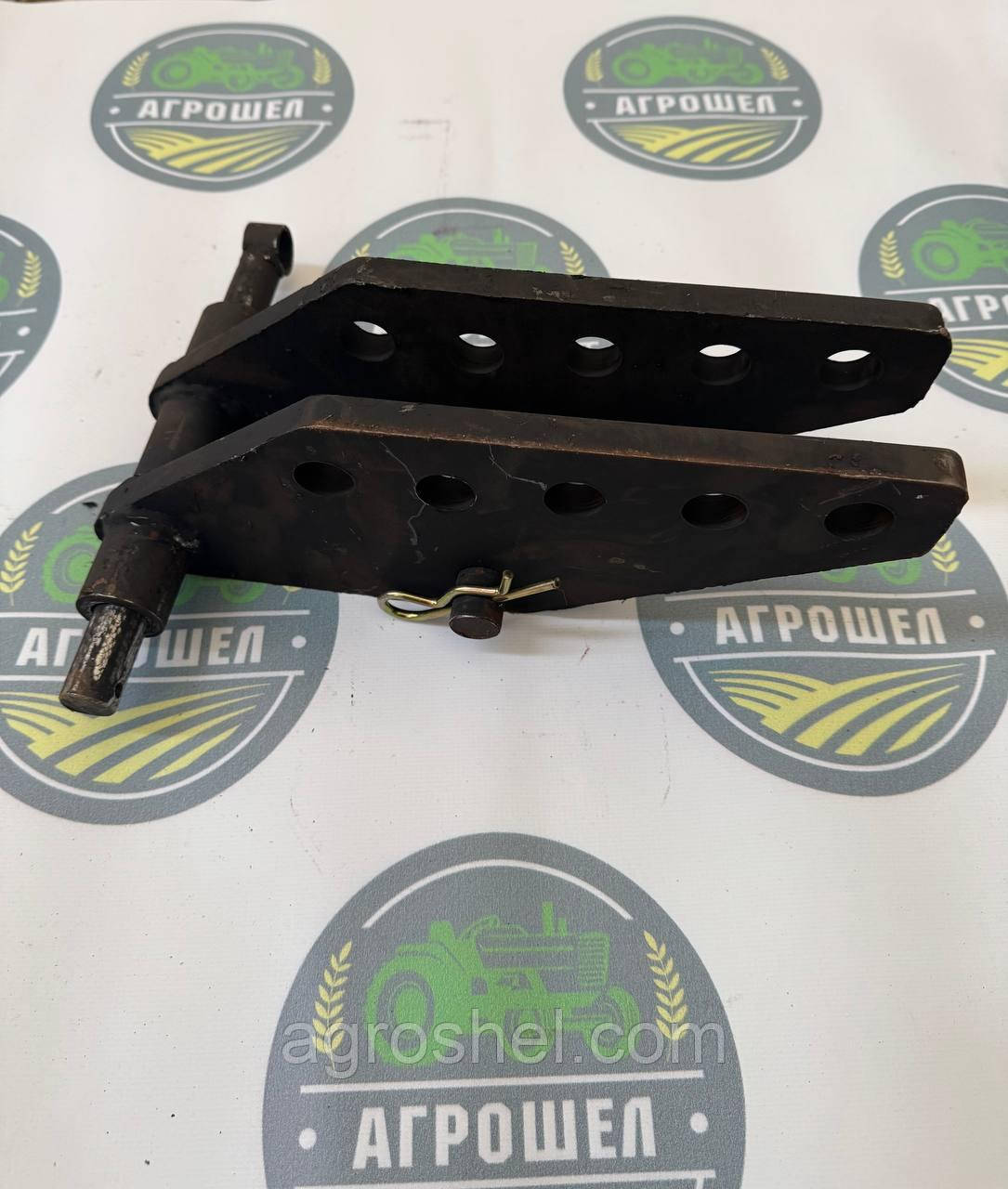Довантажувач МТЗ 80 зварений 16 мм (з пальцями) 5 отворів, фото 1