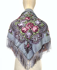 Хустка народна українська із квітами з бахромою Марина сірий