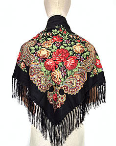 Хустка народна українська із квітами з бахромою Марина чорна
