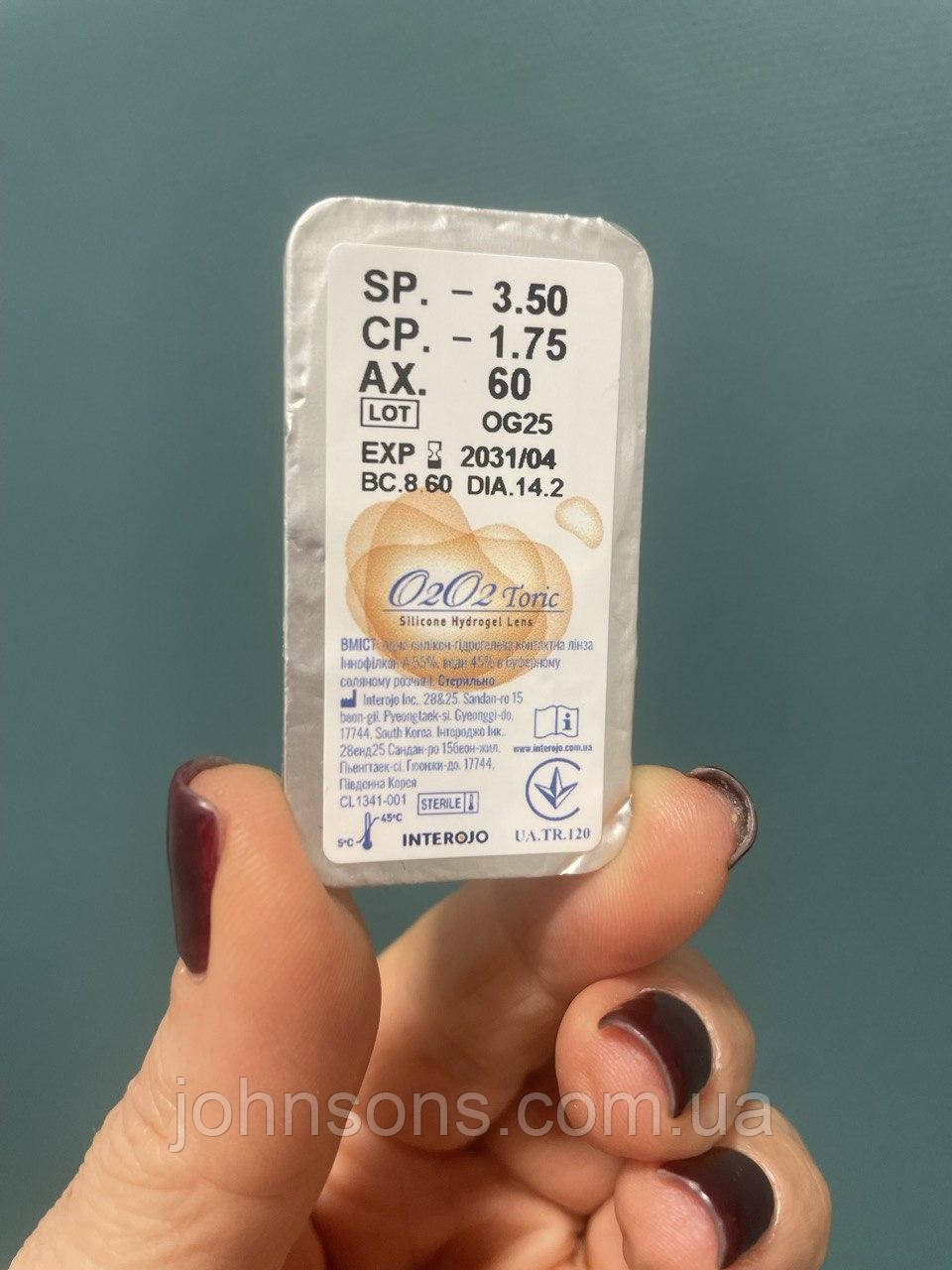 О2О2 Toric Interojo 1шт | Контактні лінзи для астигматизму | Астигматичні контактні лінзи  О2О2, фото 1