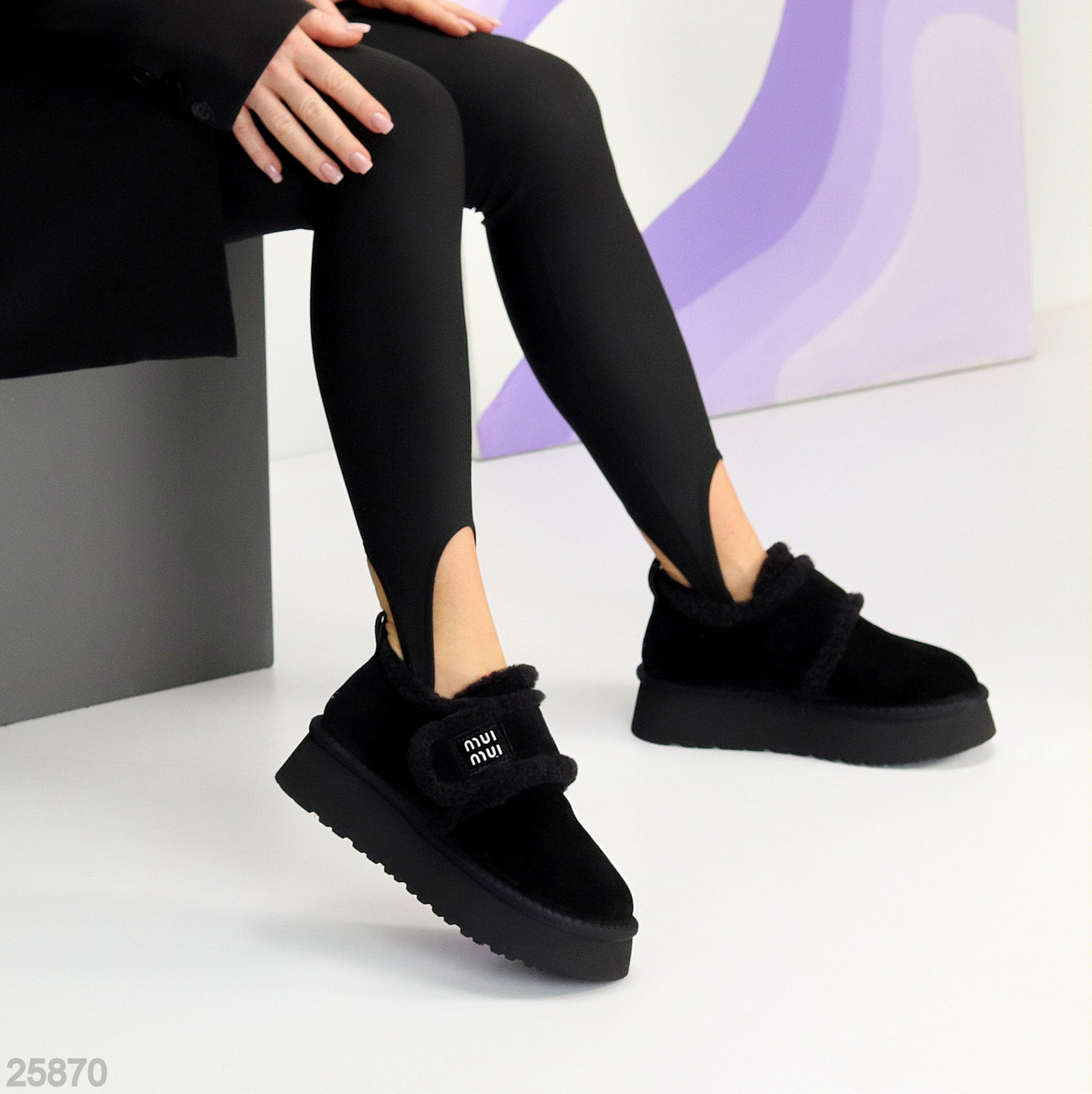 Стильні чорні уггі автоледі на липучці натуральна замша, фото 1