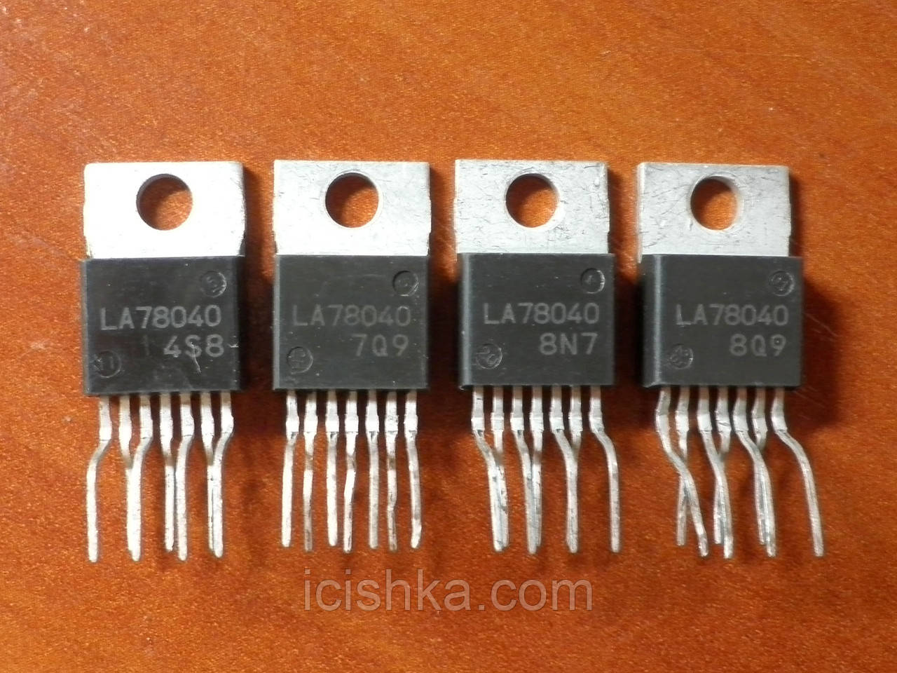 LA78040 TO-220-7H — Vertical Deflection Output — Мікросхема кадрової розвертки ЕЛТ телевізорів і мон