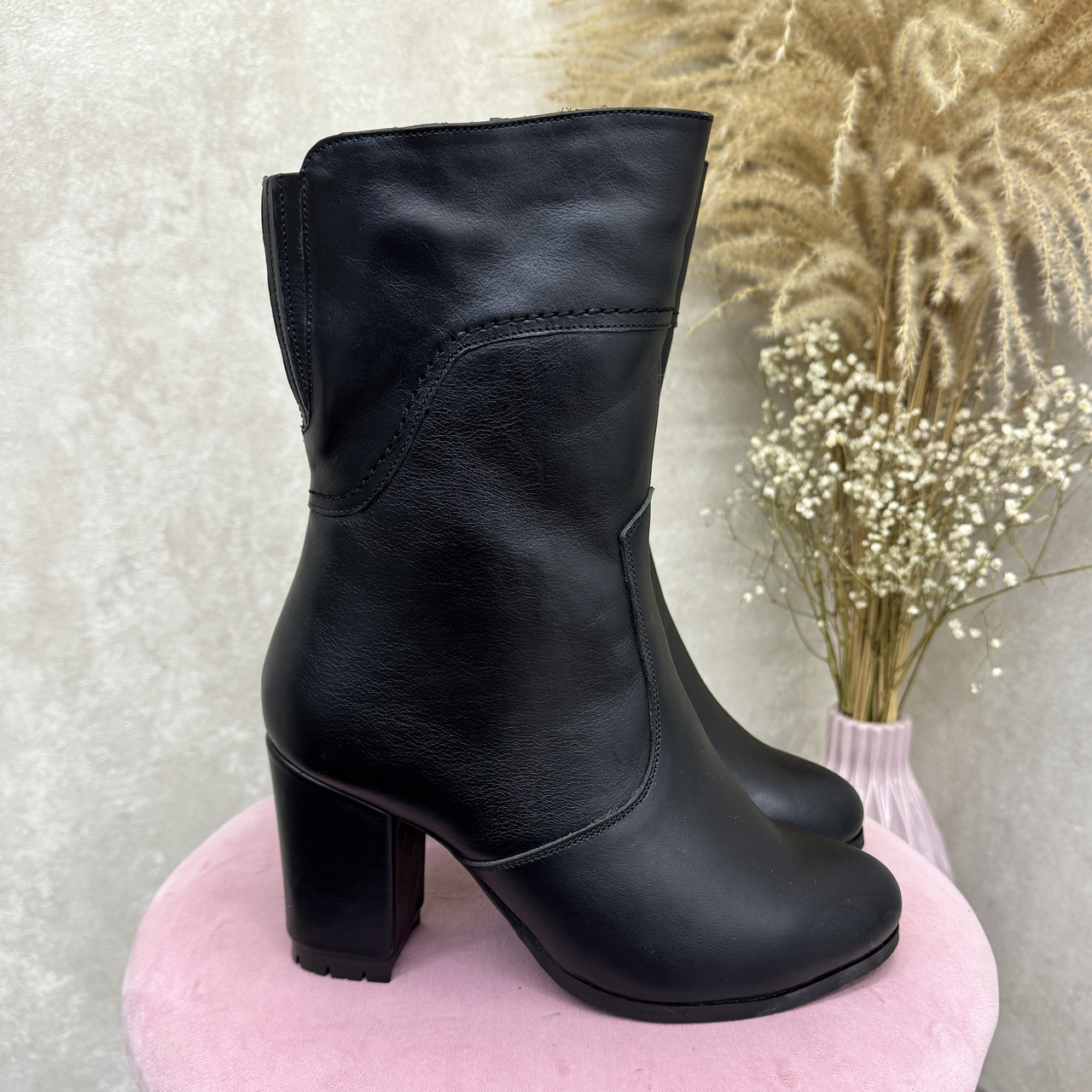 Черевики чорні шкіряні зимові на підборах. 37 розмір, фото 1