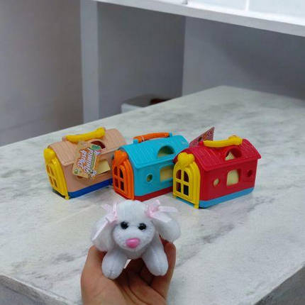 Мʼяка іграшка "Песик з переноскою" (блакитна), фото 2