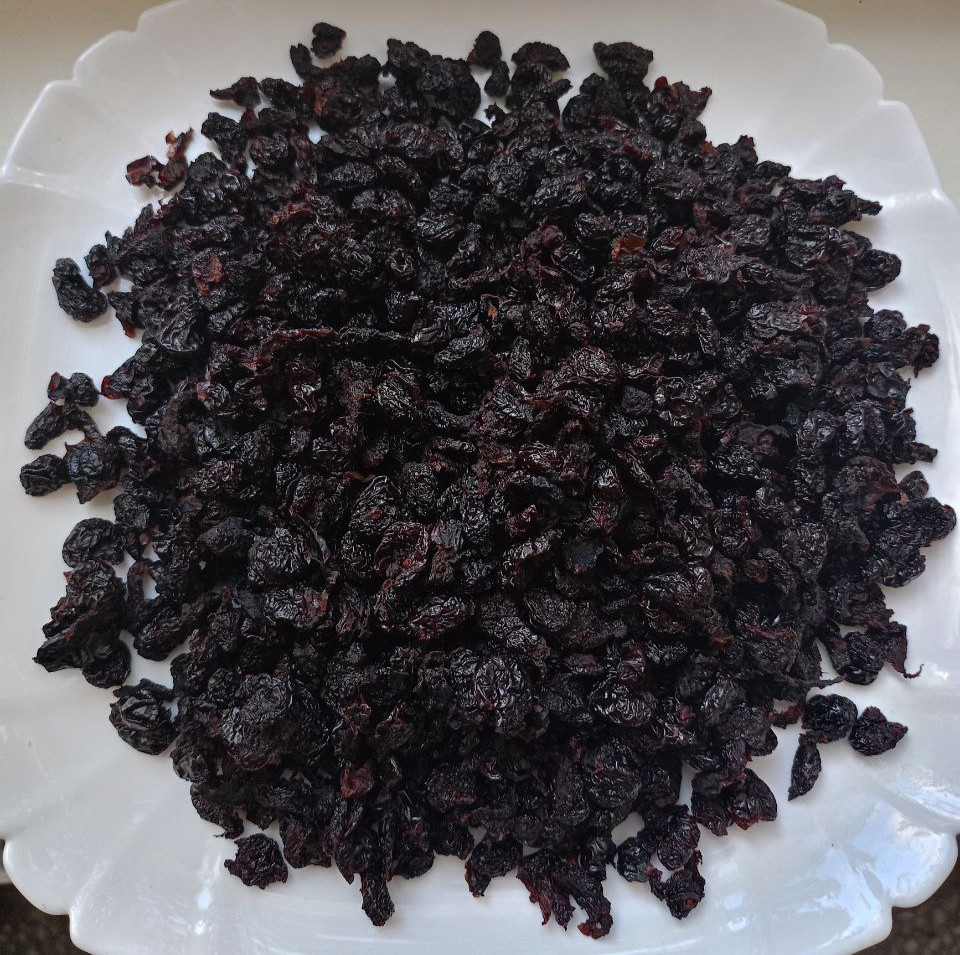 Сушена вишня без цукру