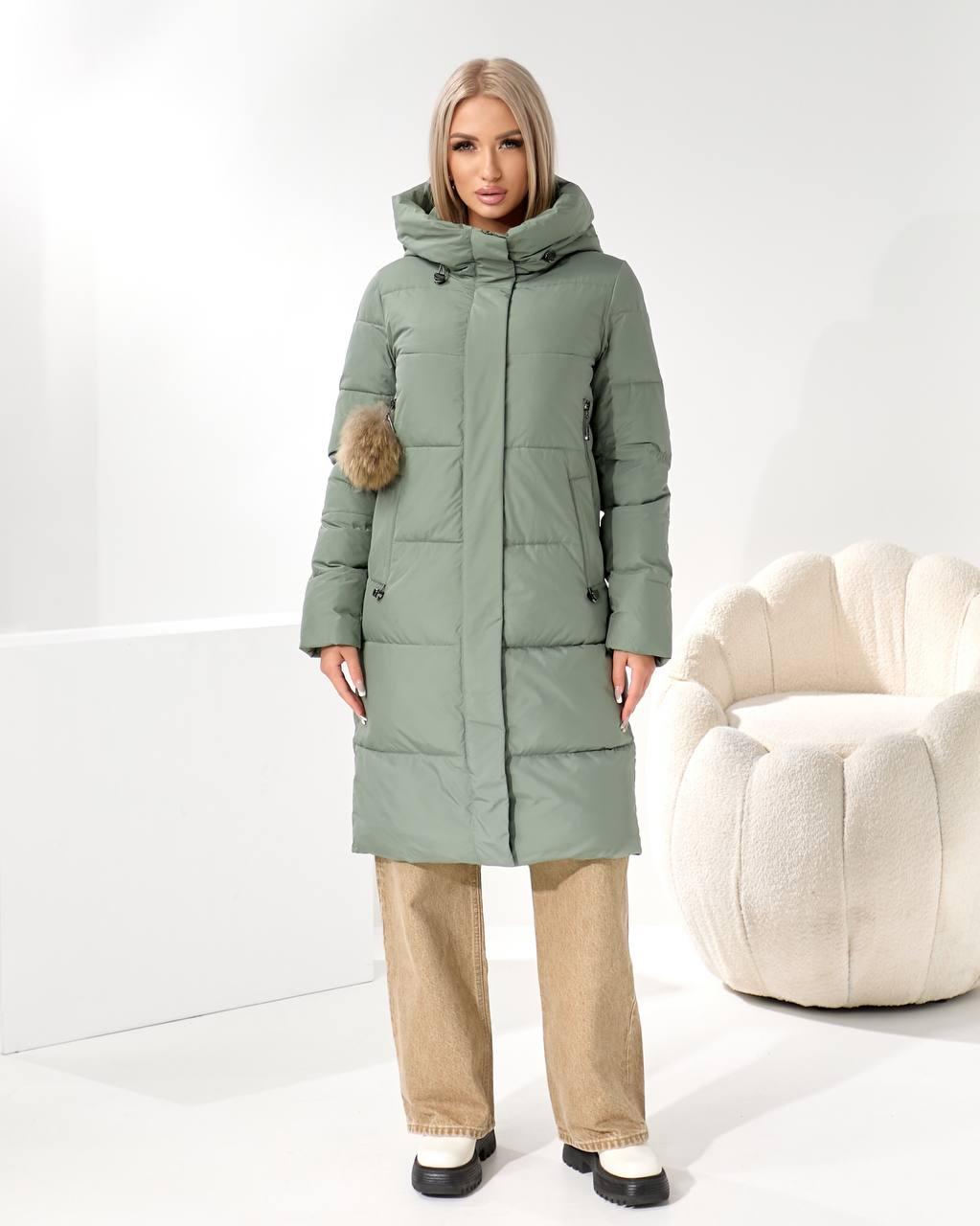 Подовжена зимова куртка з брелоком з натурального хутра арт. 296 шавлія
