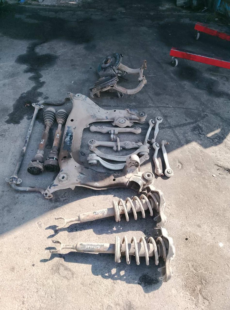 Вітаю зацікавлених на авто розборці Чемпіон !!!<br />
 Предметом оголошення є&nbsp;Амортизатор Передній Passat B5&nbsp;<br />
 Ціна вказана за ГОЛИЙ амортизато<br />
 Комплект (аморт+пружина+опорний) 750грн<br />
 Фактичний стан на фото. Гарантія 14 днів на встановлення та перевірку<br />
 Висилаємо по всій Україні по передоплаті на транспортні витрати!<br />
 Наявність та асортимент на складі постійно змінюються.<br />
 Точні деталі уточняйте по телефону +380973363743 — фото 4