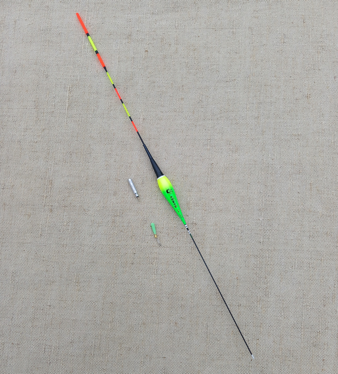 Поплавець "Herabuna" для нічного лову з індикатором клювання, висота 40 см, 2 г + 1 батарейка + кріплення до поплавця