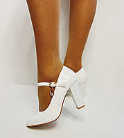 Жіночі білі туфлі лаковані на підборах з ремінцем 36 37 38 39 40