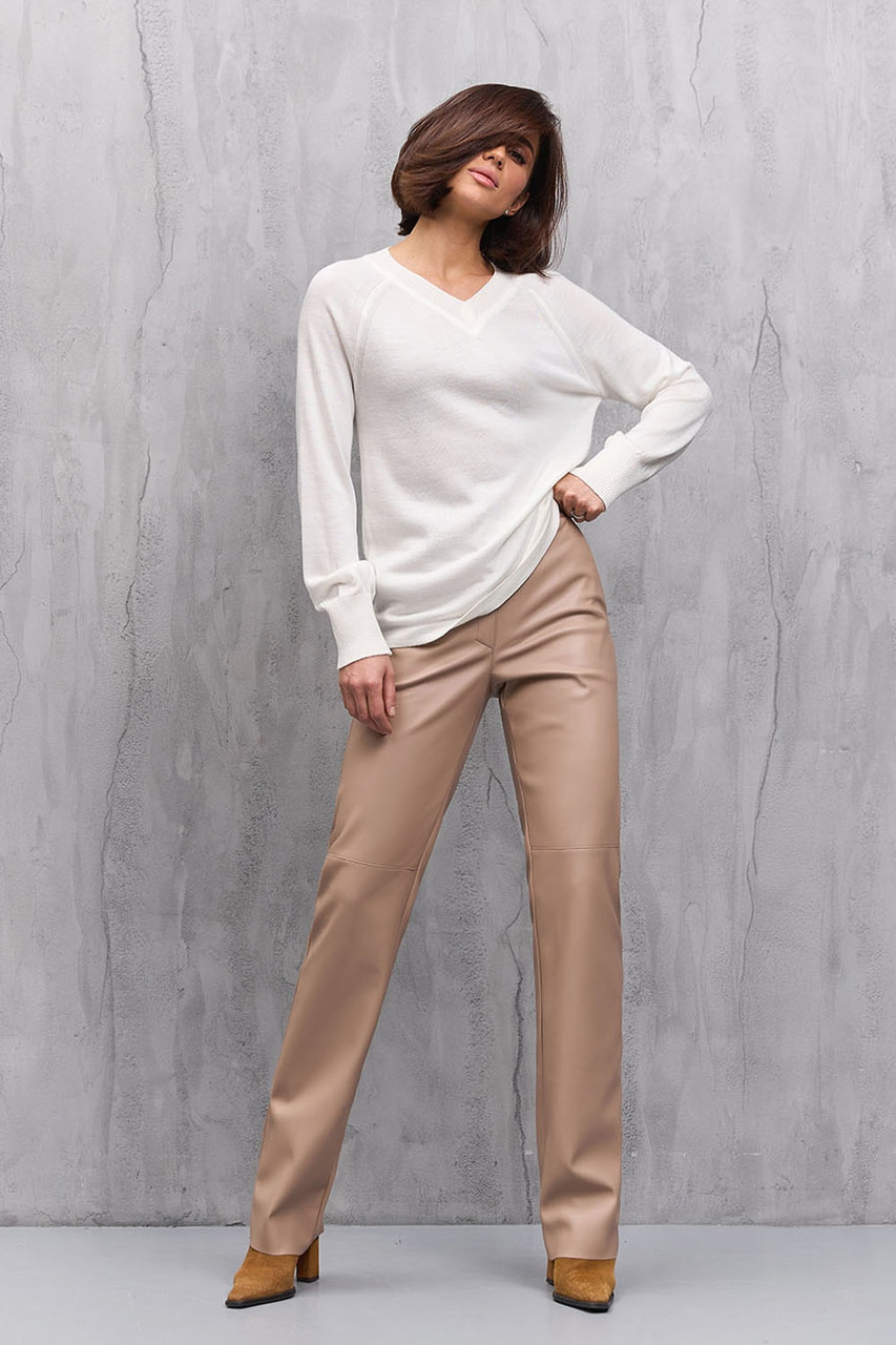 Штани прямі з еко-шкіри бежеві
