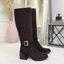 Чоботи коричневі замшеві жіночі на невисокому стійкому підборі. Батал