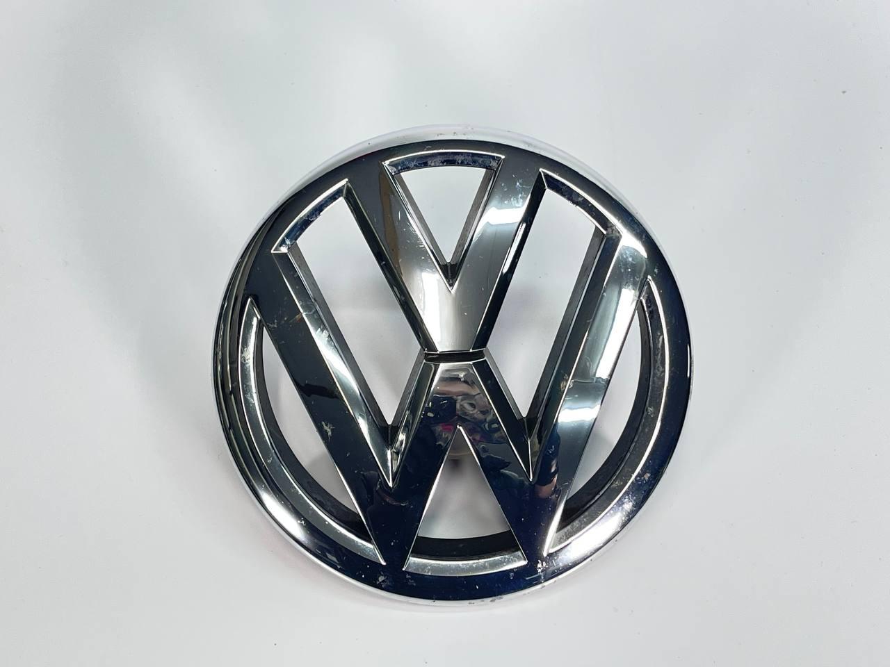 Емблема решітки радіатора Volkswagen Touran 11-15 1T0853601E, фото 1