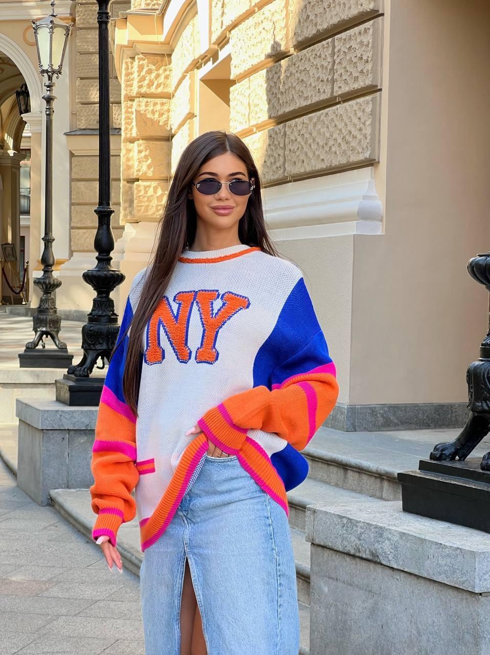 Різнобарвний теплий жіночий светр у вільному стилі, фото 1