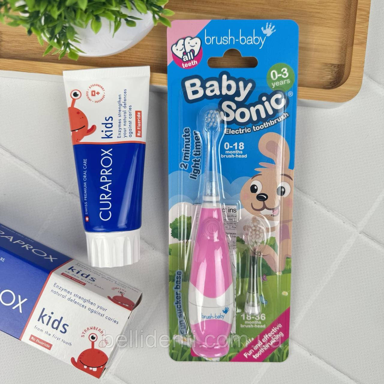 Набір Brush Baby BabySonic Curaprox від 0 до 2 років (паста 60 мл без фтору + рожева зубна щітка), фото 1