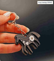 Брелок з дерева " ЧОРНИЙ КІНЬ", 4*4см, ручна робота 619421