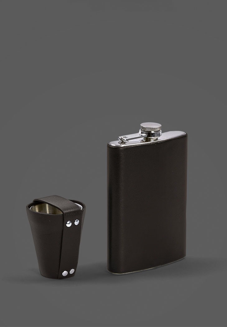 Набір із флягою та рюмками у шкіряному чохлі темно-коричневий BlankNote, фото 1