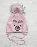 Дитячий набір пудровий для дівчинки 1 2 3 роки: тепла зимова шапка на флісі з помпоном та шарф-хомут снуд пудра, фото 3