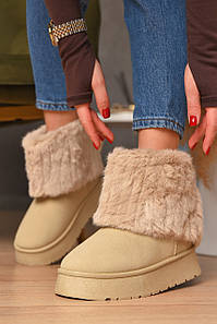 Уггі жіночі на хутрі бежевого кольору 208357P