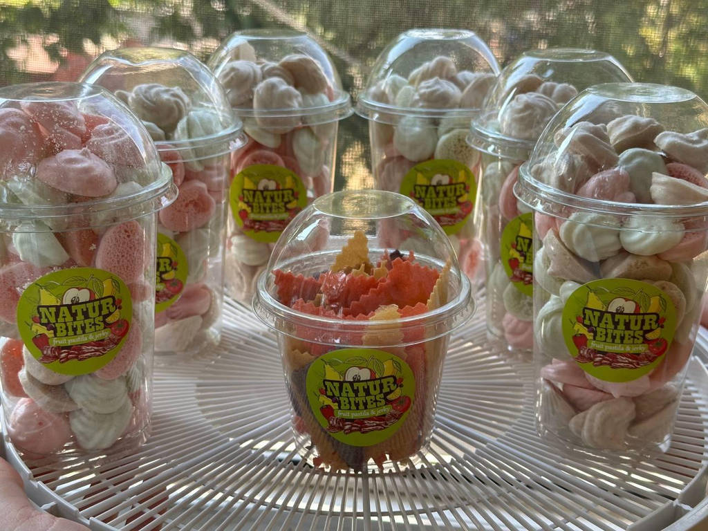 Стакан купольний 450 мл PET + кришка без отвору для коктейлів та смузі - 450 мл, 50 шт. - фото покупців 2