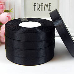 Атласна стрічка 1,2 см, №39 чорний (рулон 33 м)